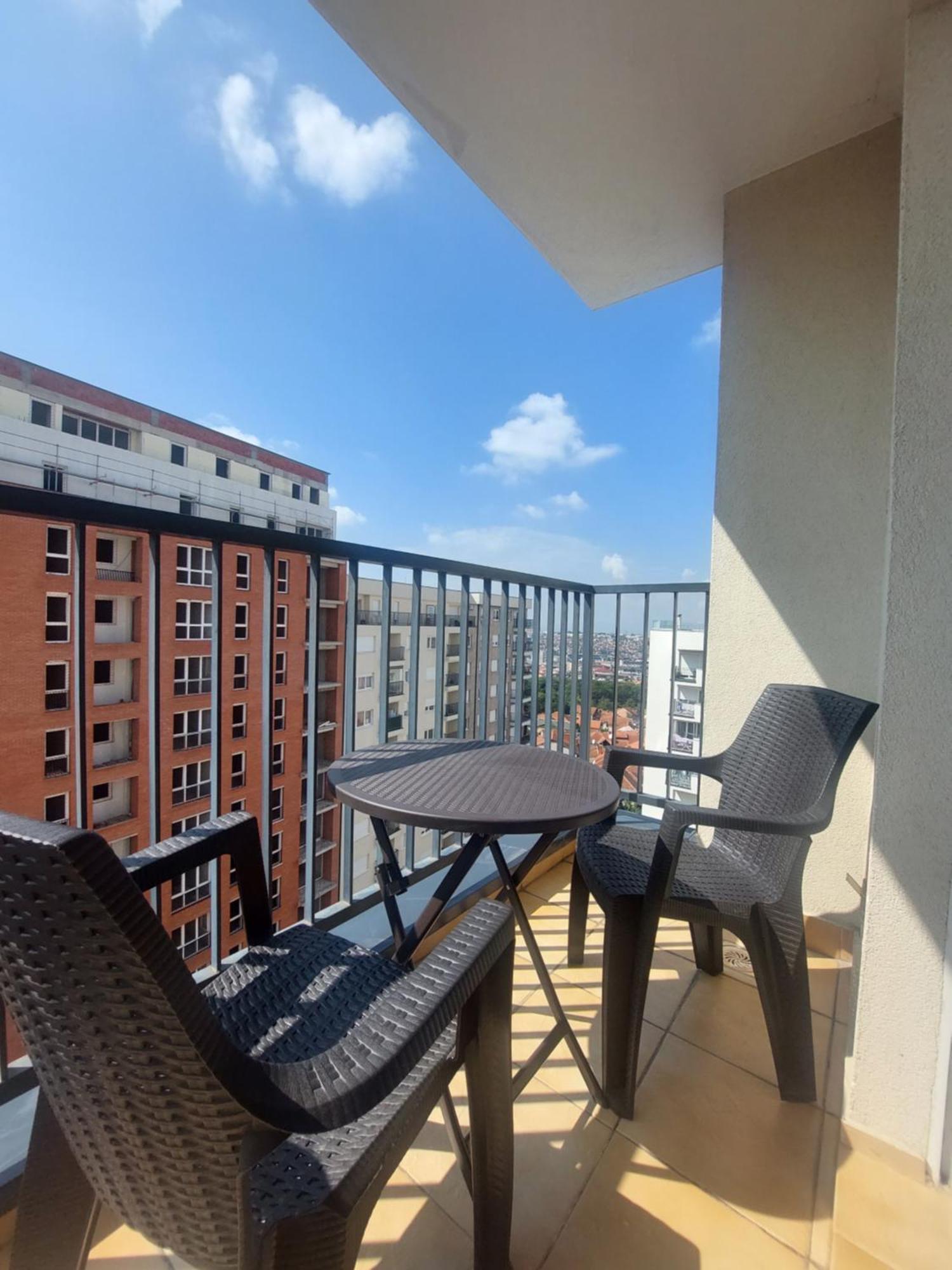 Private Apartments Prishtina プリシュティナ エクステリア 写真