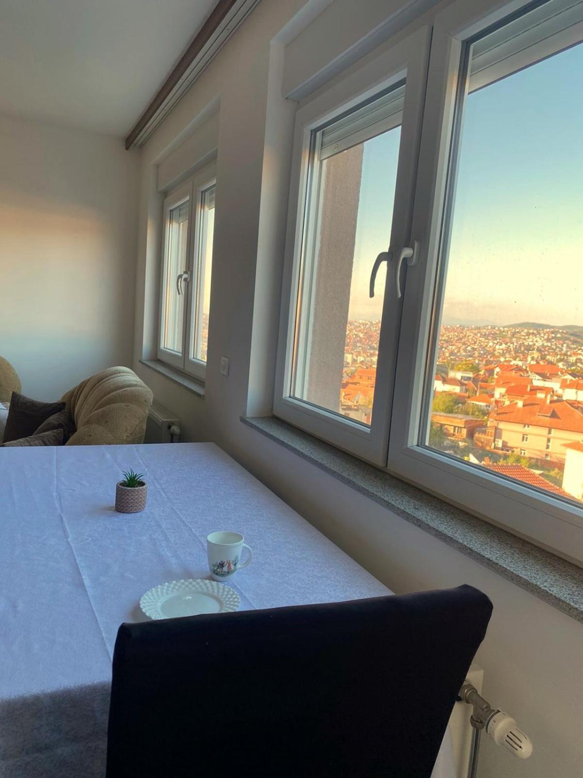 Private Apartments Prishtina プリシュティナ エクステリア 写真
