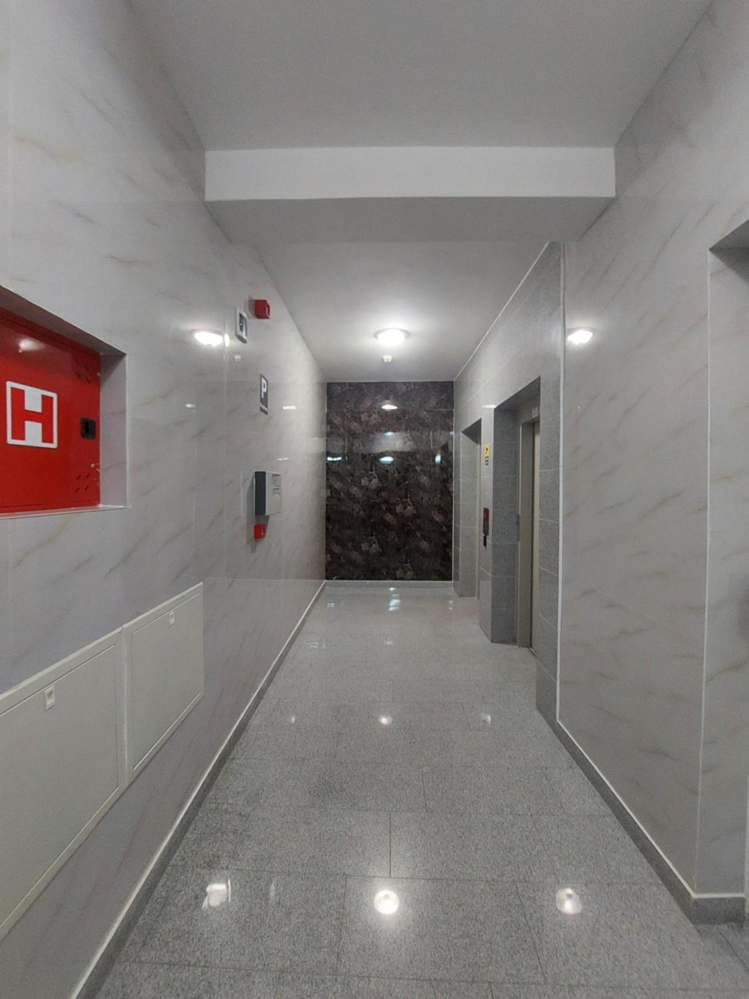Private Apartments Prishtina プリシュティナ エクステリア 写真